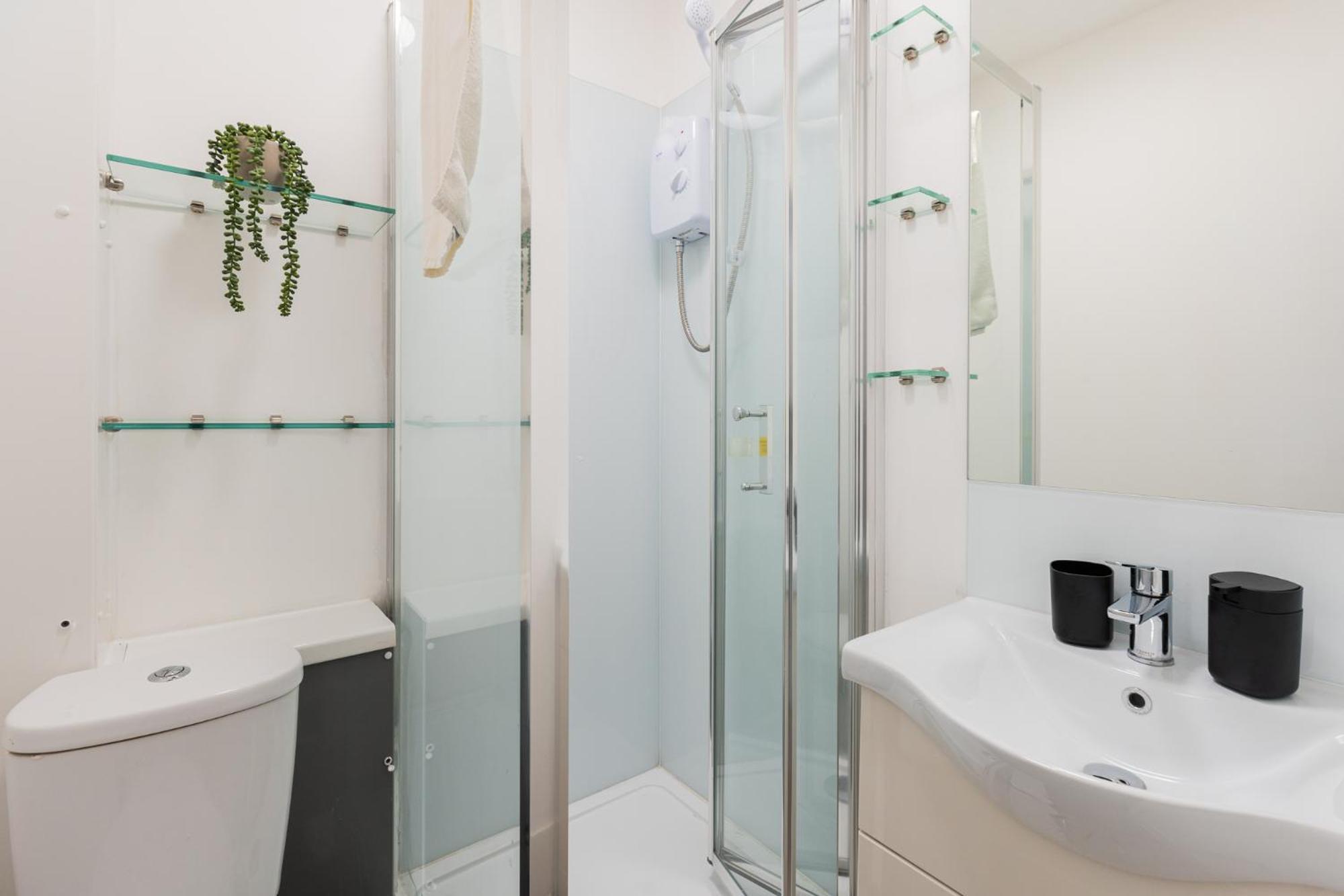 Spacious And Modern Studio In London G מראה חיצוני תמונה