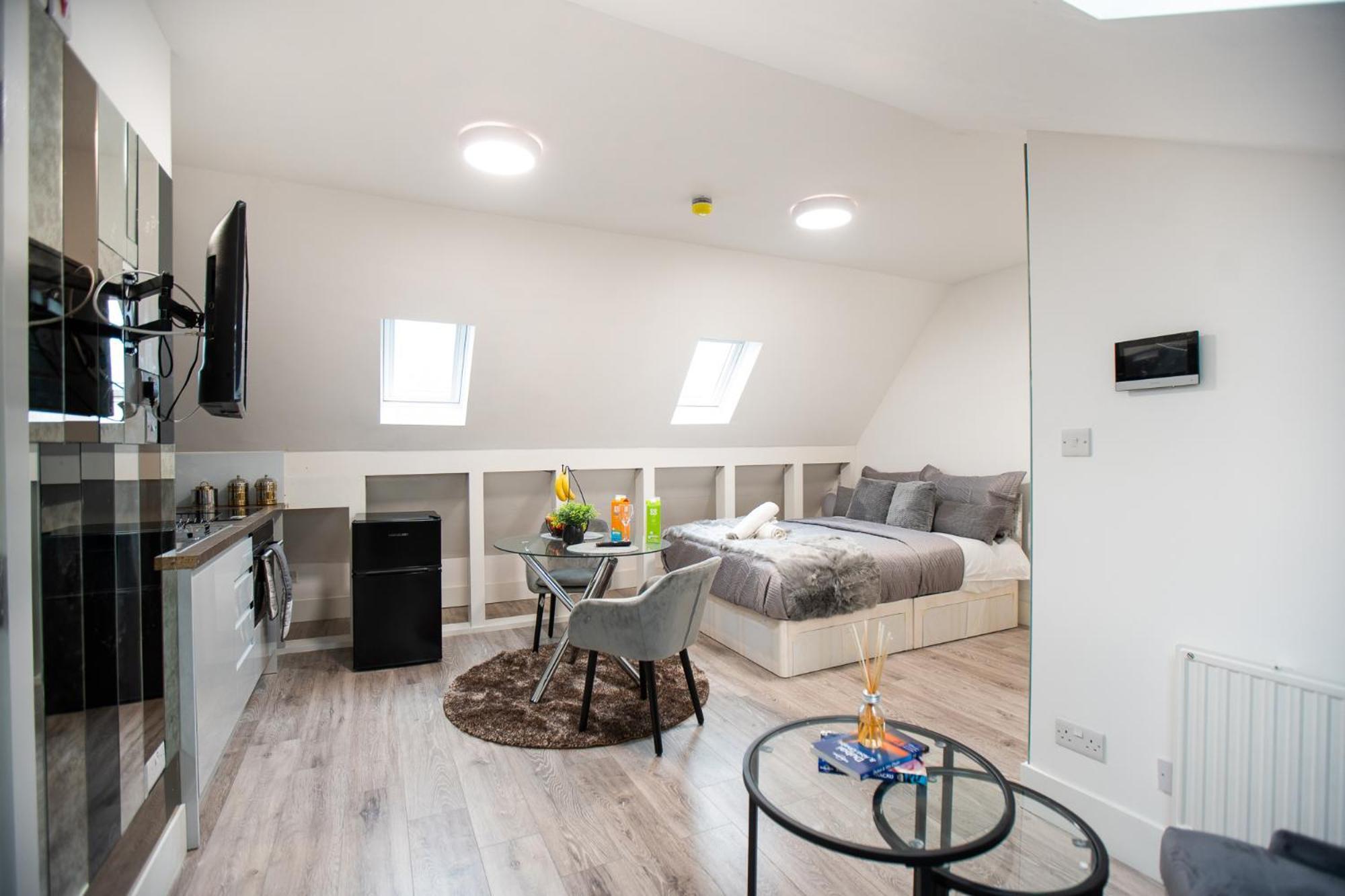 Spacious And Modern Studio In London G מראה חיצוני תמונה
