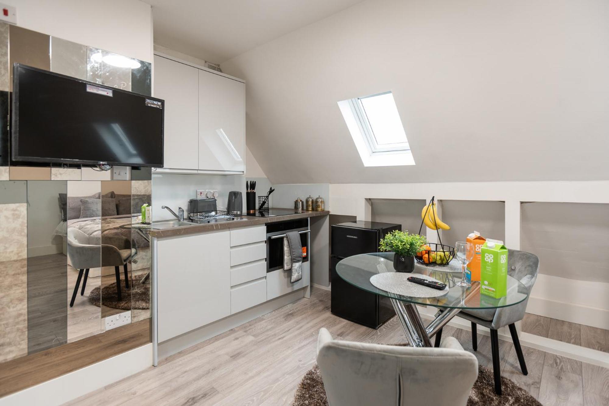 Spacious And Modern Studio In London G מראה חיצוני תמונה